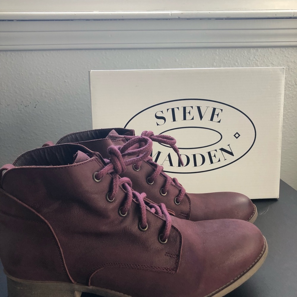 NIB Steve Madden Rubin Shoe Size 9 Burgundy